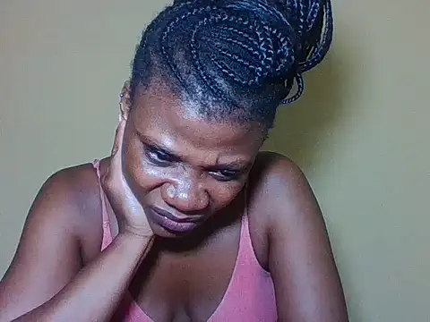 Snapshot of Sweetbaby004 chatting on April 2026 07:15:01 PM Sweetbaby004 online show from April 2026 07:15:01 PM