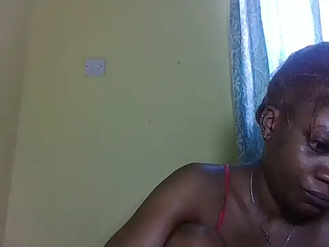Snapshot of Sweetbaby004 chatting on May 2026 07:38:01 AM Sweetbaby004 online show from May 2026 07:38:01 AM