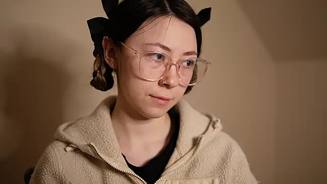 chibi moon  online show from December 2024 04:31:01 PM