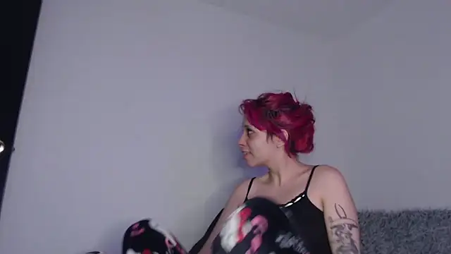 Snapshot of MaryJannes chatting on October 2025 08:14:01 AM MaryJannes online show from October 2025 08:14:01 AM