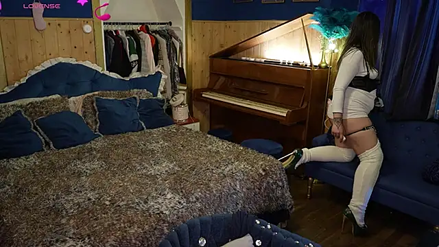 VanessaDoyle online show from September 2025 09:03:02 PM