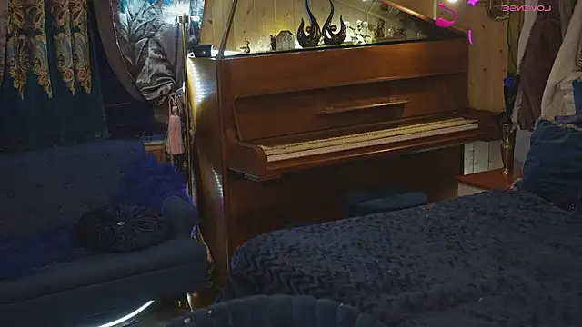 VanessaDoyle online show from February 2026 07:23:02 PM