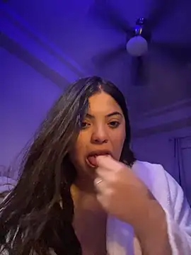 drizzypeach602 online show from December 2024 08:30:01 AM