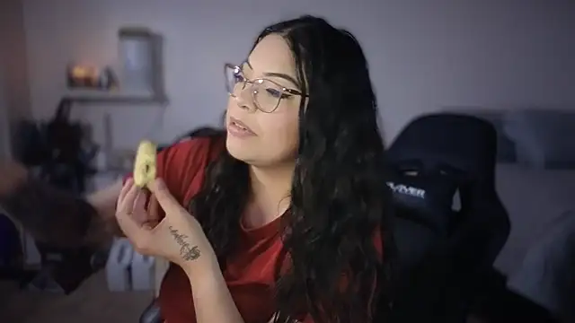 drizzypeach602 online show from December 2024 12:33:01 AM