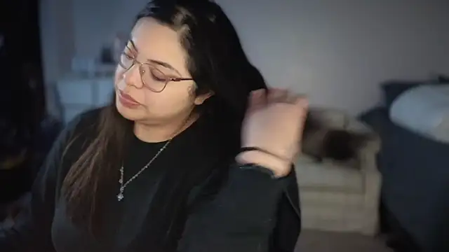 drizzypeach602 online show from December 2024 01:26:01 AM