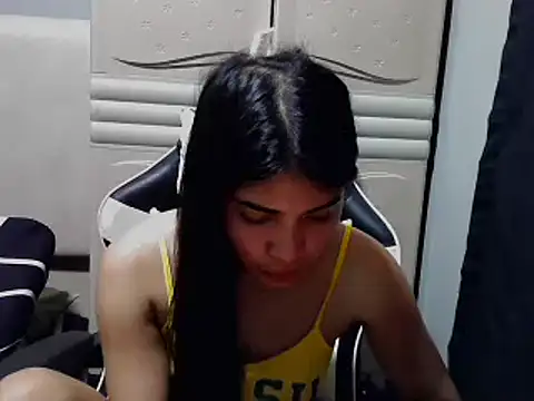 Miss unknown online show from October 2025 03:53:01 AM