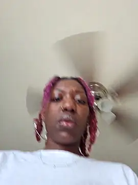 oliviaprettypussy online show from April 2026 09:31:01 PM