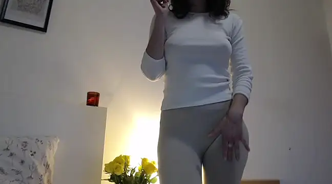 ocean eyess  online show from February 2025 05:07:02 PM