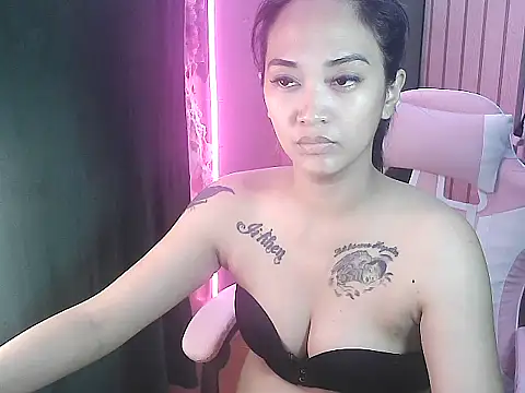 hotasianivy19 online show from September 2025 08:29:02 AM