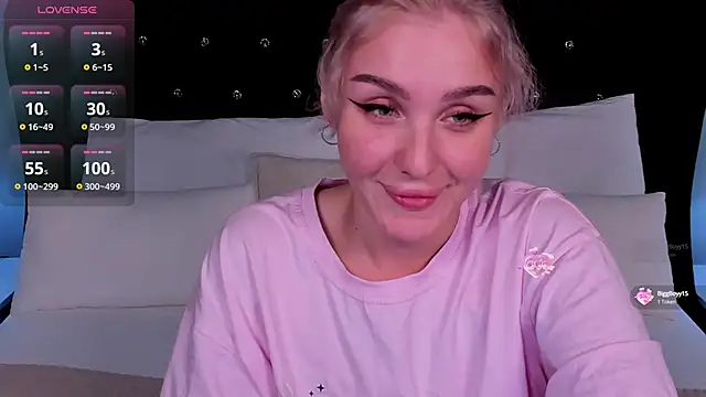 LianaFord online show from September 2025 07:08:02 PM