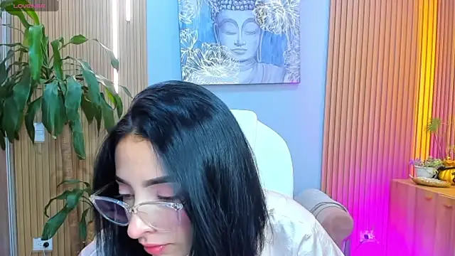 barbie scoth  online show from April 2026 08:59:02 PM