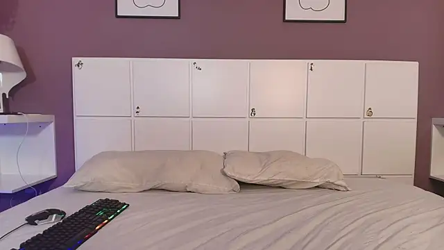 StaceyGraves  online show from October 2025 03:12:01 PM