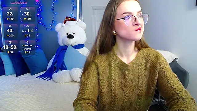 KateJonson online show from December 2024 09:18:02 AM