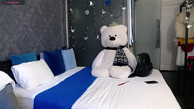 KateJonson online show from November 2025 07:29:01 AM