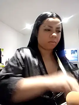 Snapshot of MelanyShayk chatting on January 2025 02:56:02 PM MelanyShayk online show from January 2025 02:56:02 PM