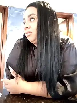 Snapshot of MelanyShayk chatting on February 2025 05:17:02 PM MelanyShayk online show from February 2025 05:17:02 PM