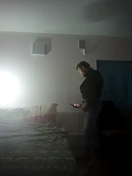 Snapshot of HouseOfCums chatting on October 2025 04:27:01 PM HouseOfCums online show from October 2025 04:27:01 PM