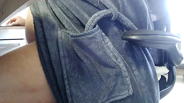 suedel65 online show from January 2026 10:41:02 AM