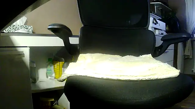 suedel65 online show from March 2026 05:44:01 AM