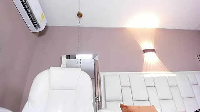 Snapshot of _BunnyNaugthy chatting on October 2025 12:12:02 PM BunnyNaugthy online show from October 2025 12:12:02 PM