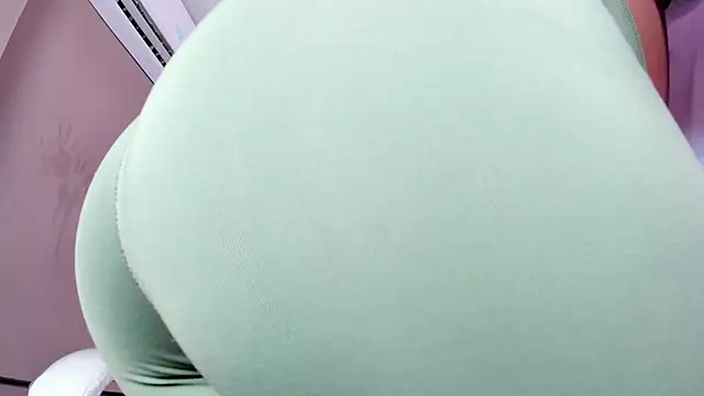 Snapshot of _BunnyNaugthy chatting on October 2025 11:51:02 AM BunnyNaugthy online show from October 2025 11:51:02 AM