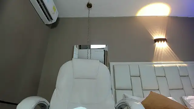 Snapshot of _BunnyNaugthy chatting on October 2025 12:15:01 PM BunnyNaugthy online show from October 2025 12:15:01 PM