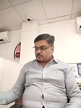 Desi Londa 143 online show from October 2025 04:56:02 AM