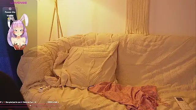 bunnycuteshy online show from October 2025 02:49:01 PM