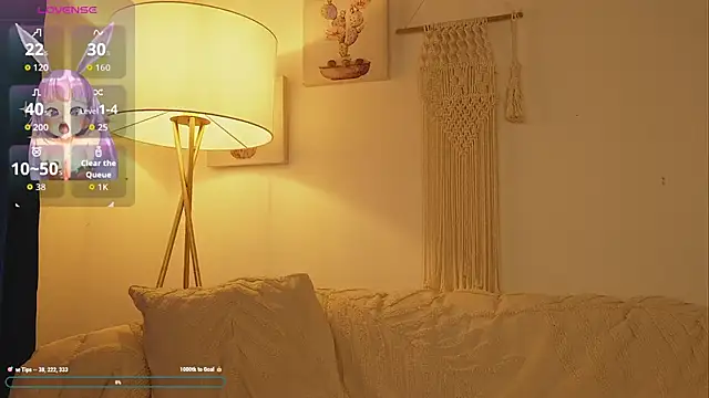 bunnycuteshy online show from November 2025 02:39:02 PM