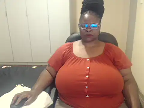 sweetnoziexx online show from February 2025 12:27:01 PM