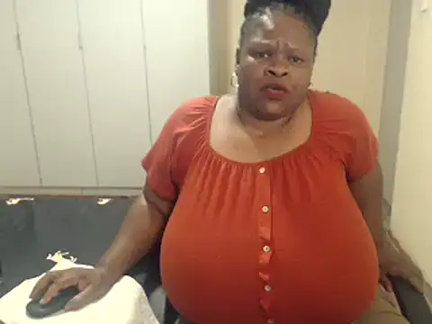 sweetnoziexx online show from February 2025 03:31:02 PM