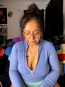 Snapshot of MsConejitaa chatting on December 2024 03:54:02 PM MsConejitaa online show from December 2024 03:54:02 PM