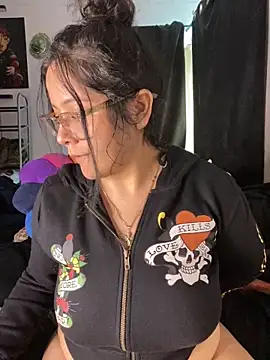 Snapshot of MsConejitaa chatting on December 2024 04:38:01 PM MsConejitaa online show from December 2024 04:38:01 PM