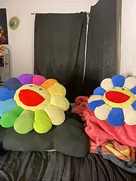 Snapshot of MsConejitaa chatting on January 2025 02:05:01 PM MsConejitaa online show from January 2025 02:05:01 PM