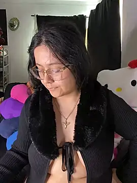 Snapshot of MsConejitaa chatting on February 2025 06:12:01 PM MsConejitaa online show from February 2025 06:12:01 PM