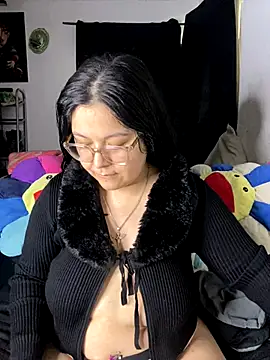 Snapshot of MsConejitaa chatting on November 2025 05:14:01 PM MsConejitaa online show from November 2025 05:14:01 PM