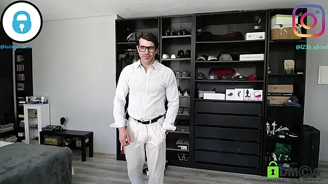 samricci21 online show from March 2026 12:05:02 PM