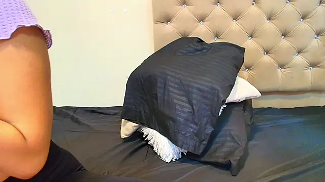 Snapshot of DANIK_STAR chatting on January 2025 11:34:01 AM DANIK STAR online show from January 2025 11:34:01 AM