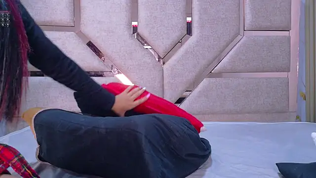 Snapshot of DANIK_STAR chatting on September 2025 07:14:02 PM DANIK STAR online show from September 2025 07:14:02 PM