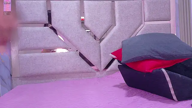 Snapshot of DANIK_STAR chatting on October 2025 07:12:02 PM DANIK STAR online show from October 2025 07:12:02 PM