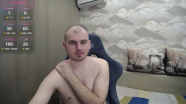Snapshot of SerzhKorol1 chatting on March 2025 11:27:02 AM SerzhKorol1 online show from March 2025 11:27:02 AM