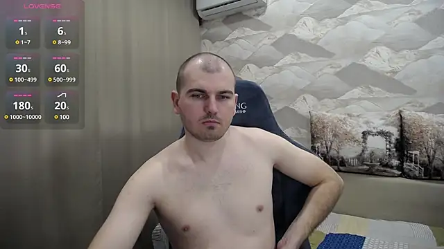 Snapshot of SerzhKorol1 chatting on March 2025 09:34:02 AM SerzhKorol1 online show from March 2025 09:34:02 AM