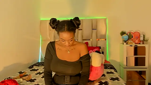 viioolleettaa online show from December 2024 02:16:01 PM