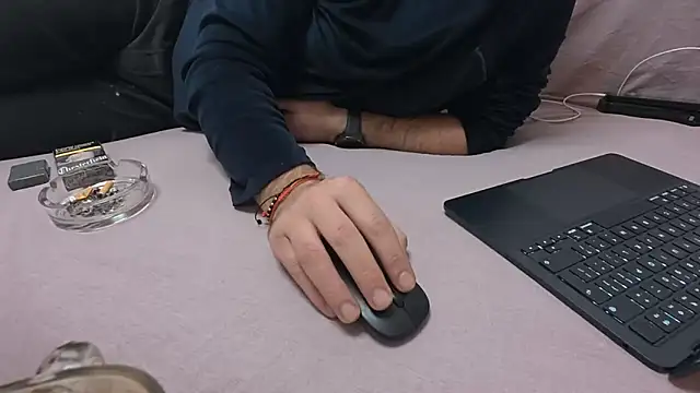 TigerOne19 online show from January 2026 05:35:02 AM