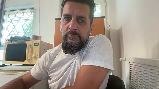 Snapshot of TigerOne19 chatting on July 2026 05:31:02 AM TigerOne19 online show from July 2026 05:31:02 AM