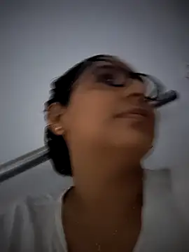 DanielleEvans  online show from February 2025 11:20:01 AM