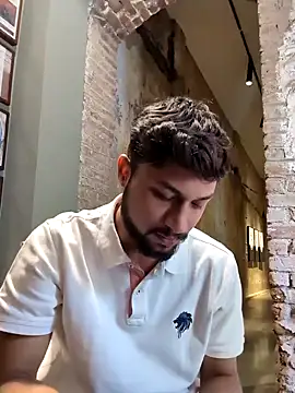 Snapshot of _IRRESISTIBLE_ chatting on February 2025 07:45:01 AM IRRESISTIBLE online show from February 2025 07:45:01 AM