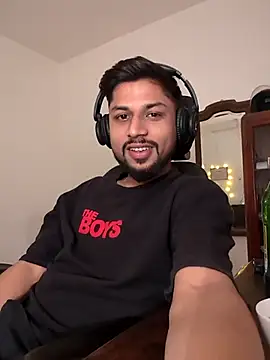 Snapshot of _IRRESISTIBLE_ chatting on February 2025 04:31:01 PM IRRESISTIBLE online show from February 2025 04:31:01 PM