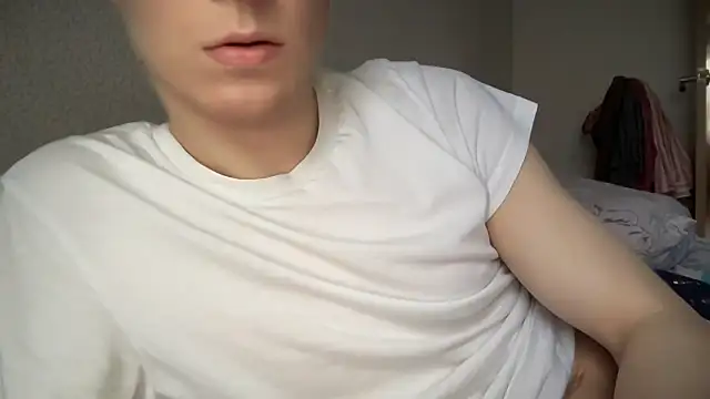 Lamonteik online show from March 2025 10:44:01 AM