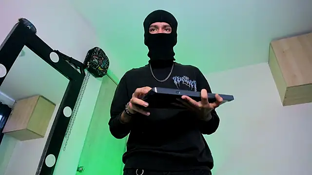 Samuel Suarez online show from September 2025 08:54:01 PM